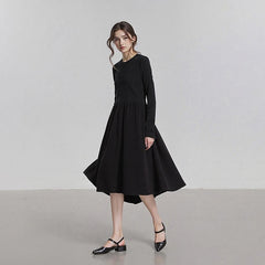 2025 Winter New Little Black Dress Spliced Crew-neck